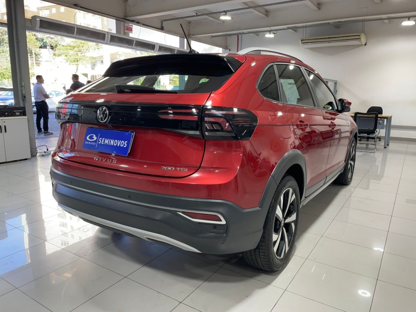 volkswagen nivus 1.0 200 tsi total flex highline automatico 1.9 4p 2024