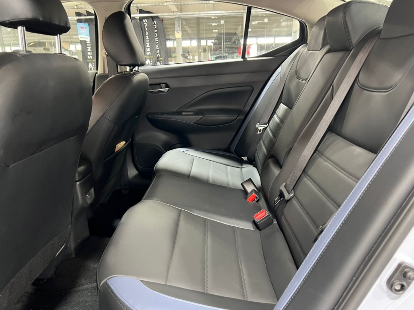 nissan versa 1.6 16v flex exclusive xtronic 4p automatico 2025