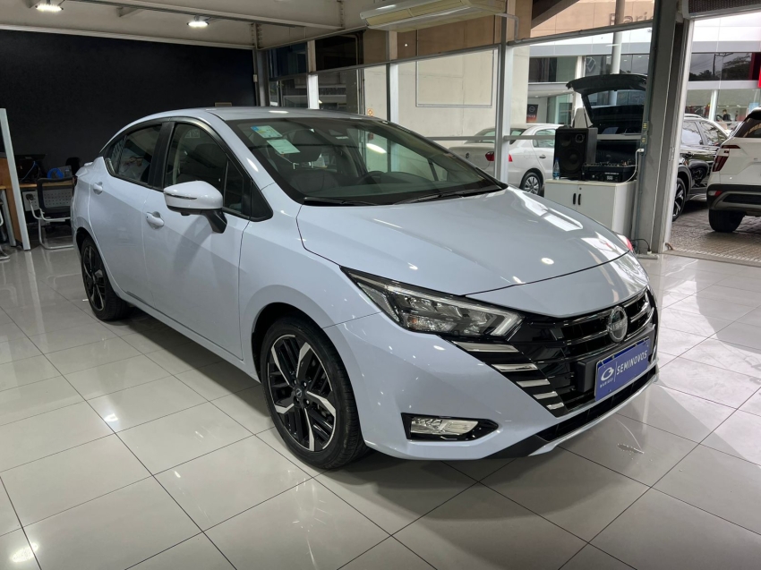 nissan versa 1.6 16v flex exclusive xtronic 4p automatico 2025