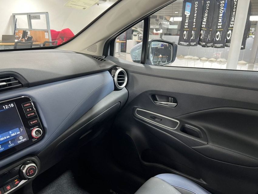 nissan versa 1.6 16v flex exclusive xtronic 4p automatico 2025