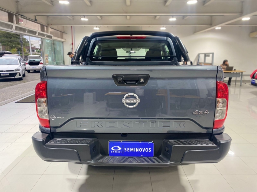 nissan frontier 2.3 16v turbo diesel attack cd 4x4 automatico 4p 2025