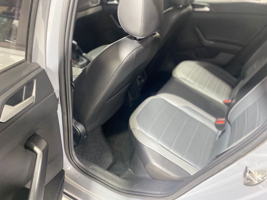 volkswagen nivus 1.0 200 tsi total flex highline automatico 4p 2021
