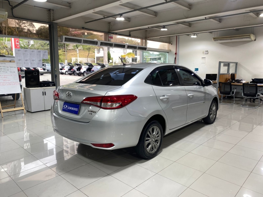 toyota yaris 1.5 16v flex sedan xl plus connect multidrive 4p automatico 2021