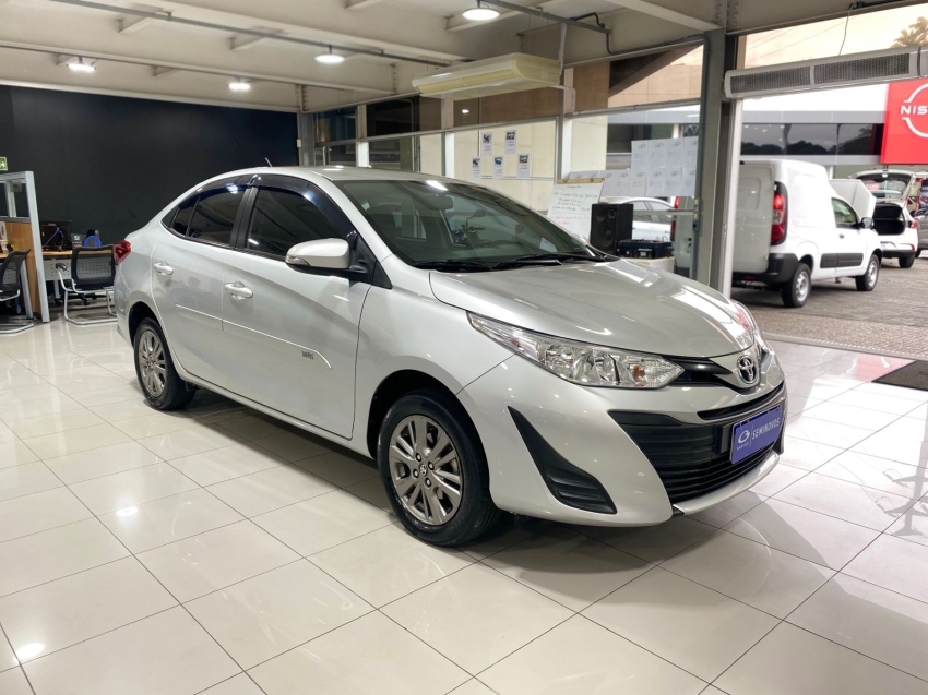 toyota yaris 1.5 16v flex sedan xl plus connect multidrive 4p automatico 2021