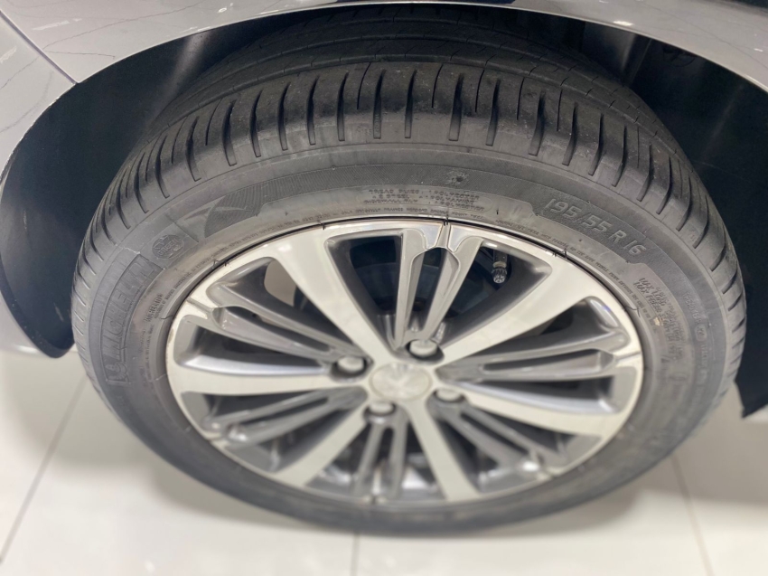 peugeot 208 1.6 griffe 16v flex 4p automatico 2020