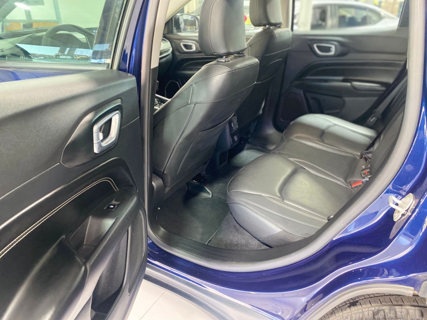 jeep compass 1.3 t270 turbo flex longitude at6 4p automatico 2024