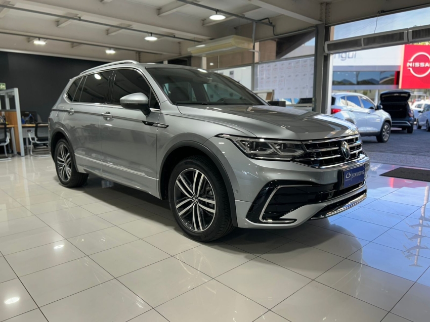 volkswagen tiguan 2.0 300 tsi gasolina allspace r-line automatico flex 4p 2024