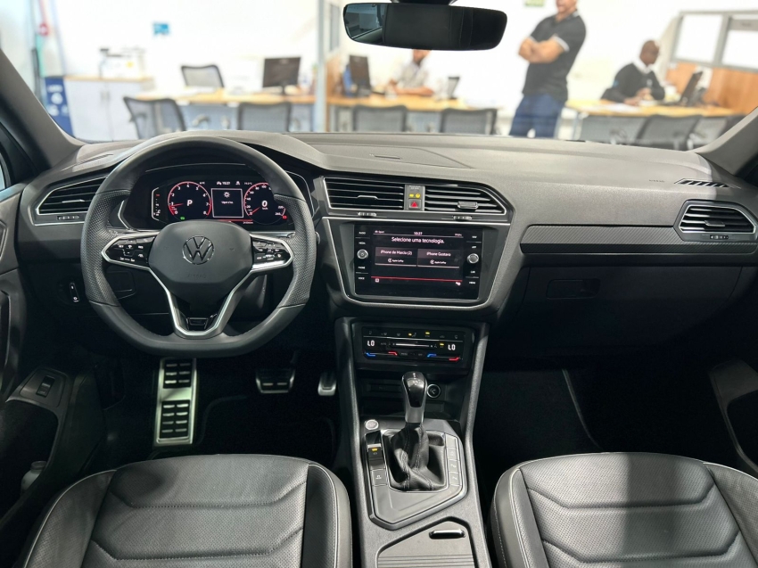 volkswagen tiguan 2.0 300 tsi gasolina allspace r-line automatico flex 4p 2024