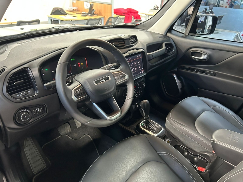 jeep renegade 1.3 t270 turbo flex sahara at6 4p automatico 2025