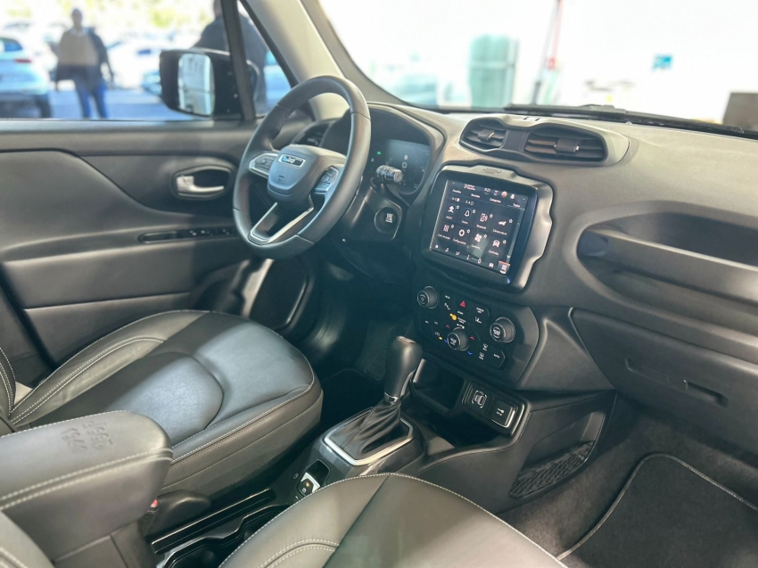 jeep renegade 1.3 t270 turbo flex sahara at6 4p automatico 2025