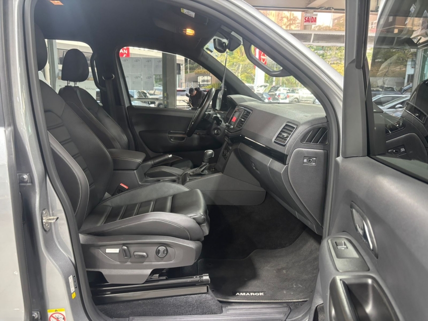 volkswagen amarok 3.0 v6 tdi diesel extreme cd 4motion automatico 4p 2024