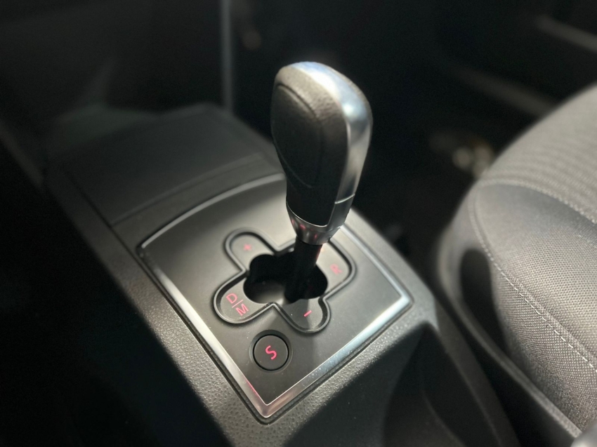 volkswagen polo sedan 1.6 mi comfortline 8v flex 4p automatizado automatico 2014