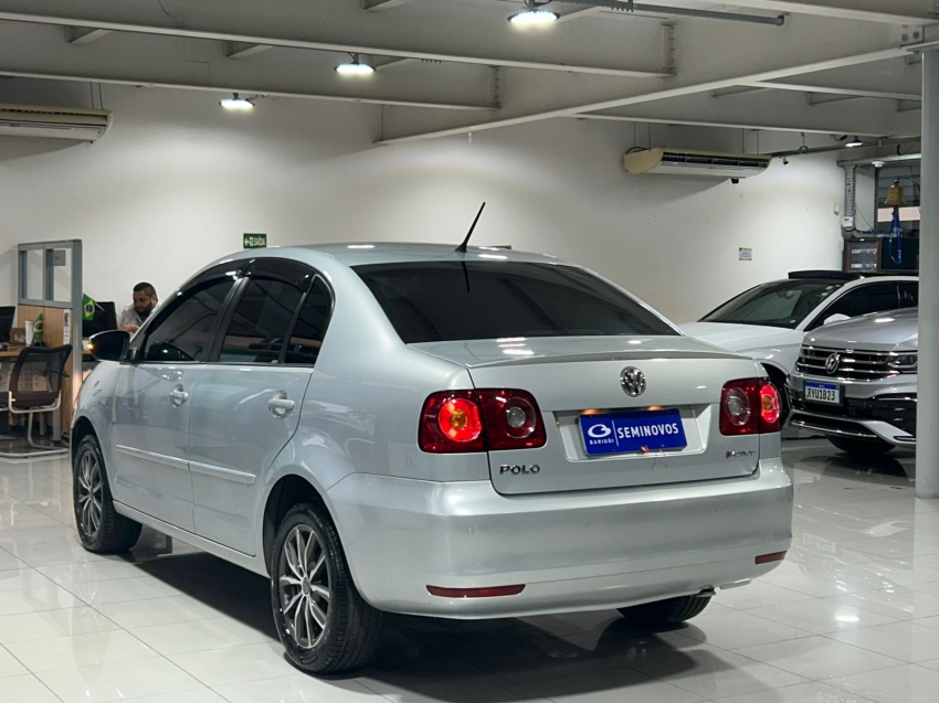 volkswagen polo sedan 1.6 mi comfortline 8v flex 4p automatizado automatico 2014
