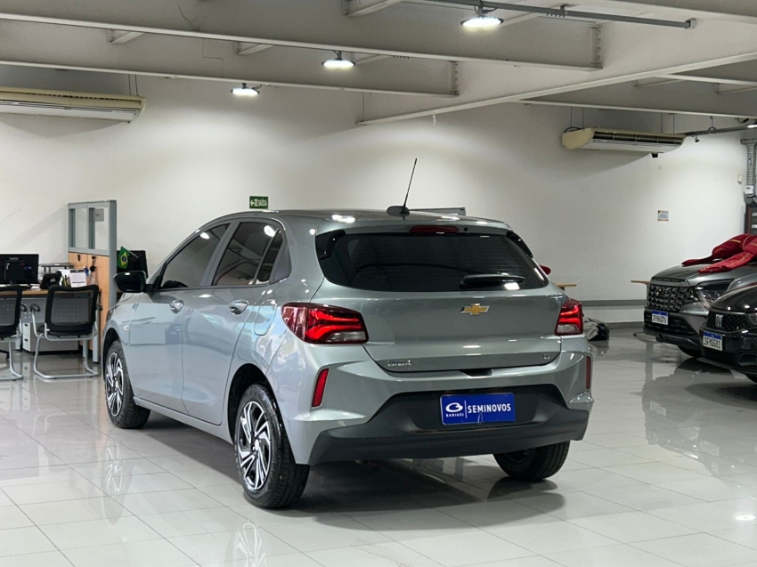 chevrolet onix 1.0 flex lt manual 4p 2025