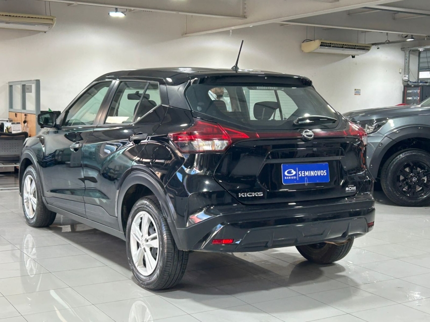 nissan kicks 1.6 16v flexstart active xtronic flex 4p automatico 2024