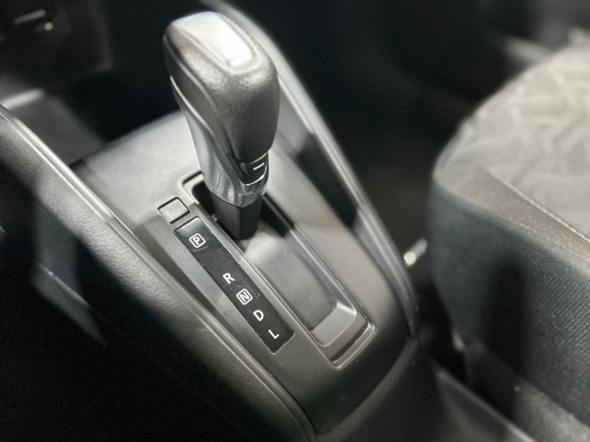 nissan kicks 1.6 16v flexstart active xtronic flex 4p automatico 2024