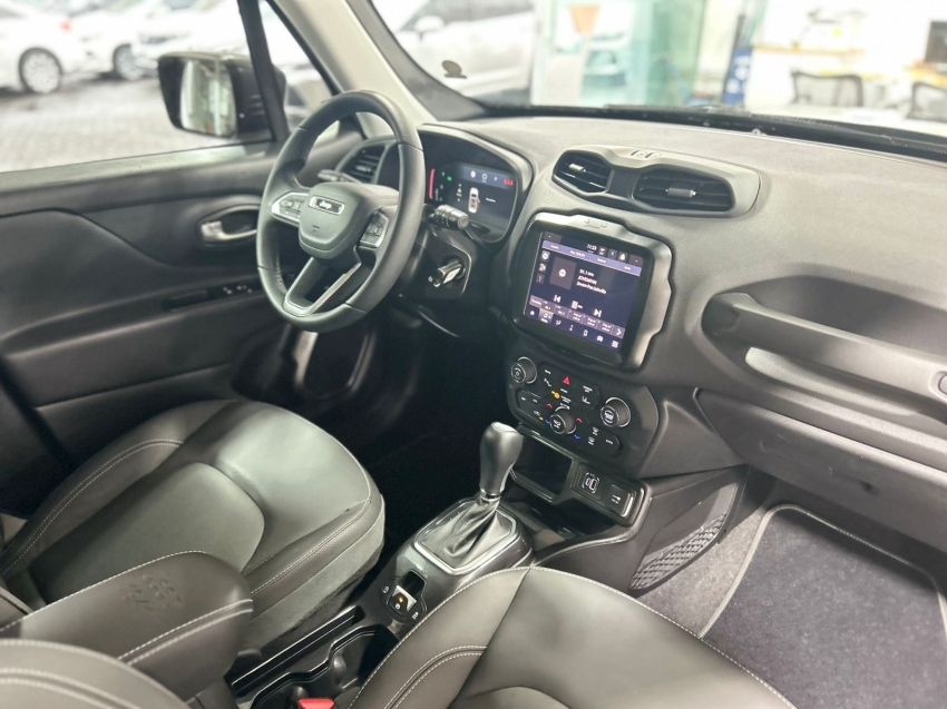 jeep renegade 1.3 t270 turbo flex longitude at6 4p automatico 2025