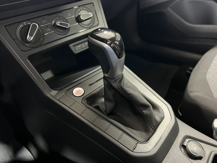 volkswagen polo 1.0 170 tsi comfortline automatico flex 4p 2025