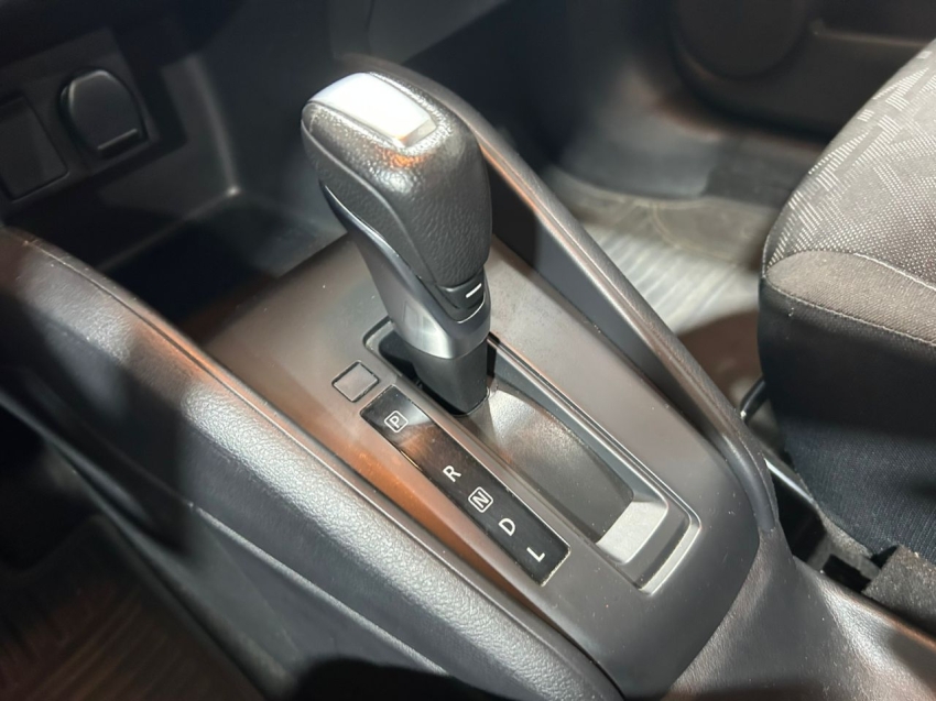 nissan kicks 1.6 16v flexstart active xtronic flex 4p automatico 2024