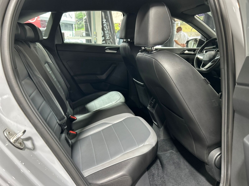 volkswagen nivus 1.0 200 tsi total flex highline automatico 4p 2021