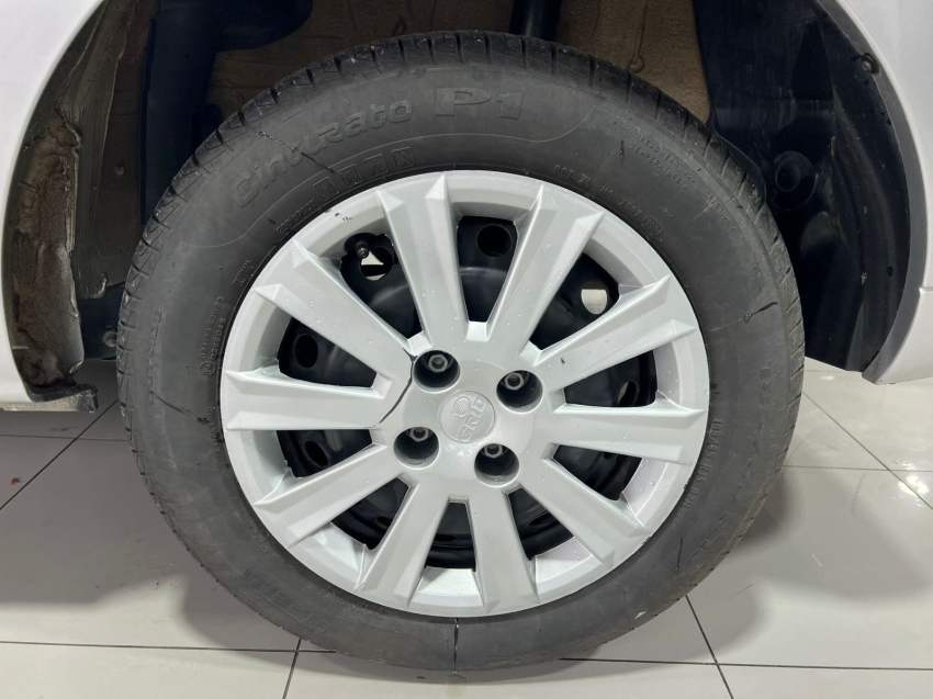renault logan 1.0 12v sce flex zen manual 4p 2025