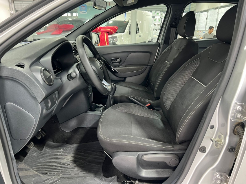 renault logan 1.0 12v sce flex zen manual 4p 2025