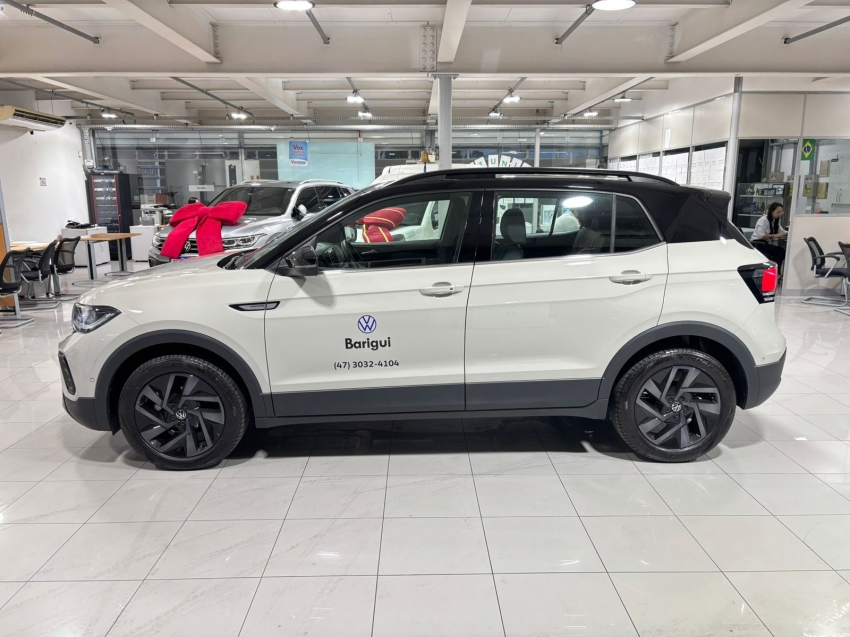 volkswagen t-cross 1.4 250 tsi total flex highline automatico 4p 2025