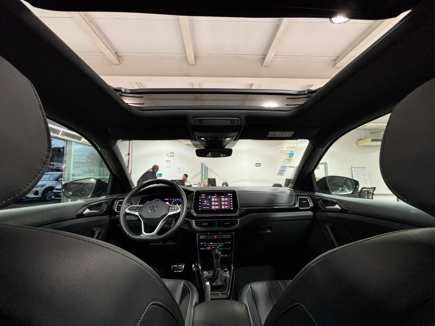 volkswagen t-cross 1.4 250 tsi total flex highline automatico 4p 2025