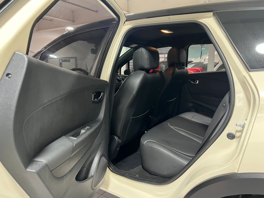 renault captur 1.6 16v sce flex life x-tronic 4p automatico 2021