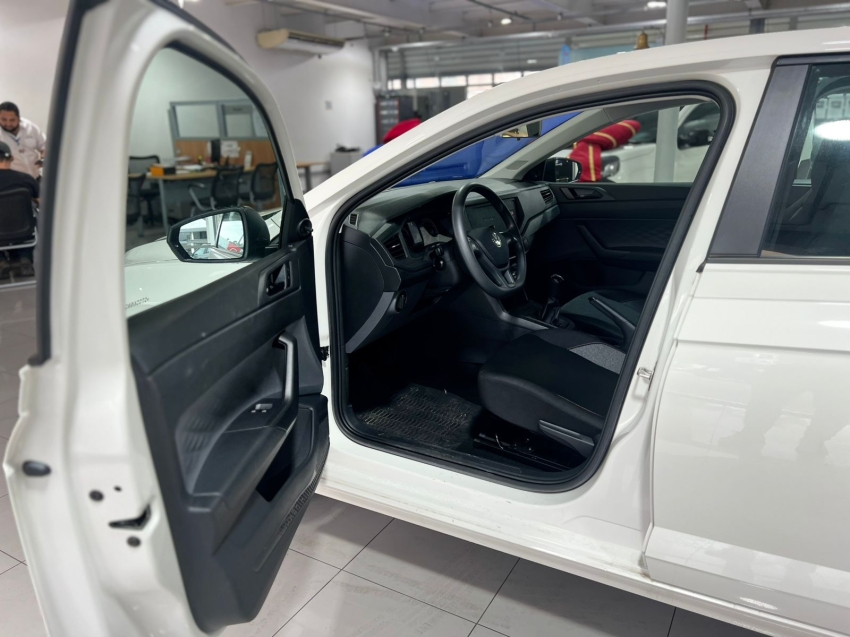 volkswagen polo 1.0 mpi robust manual flex 4p 2025