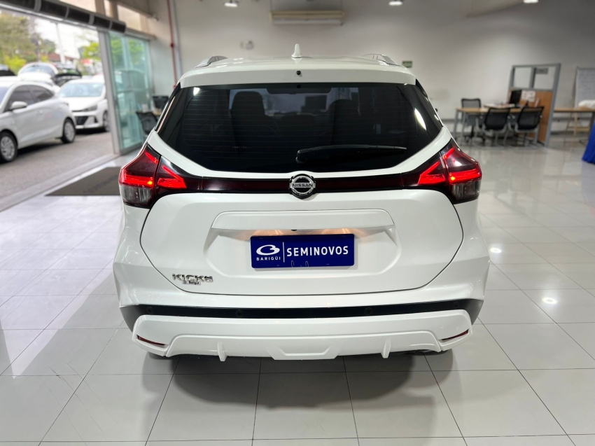 nissan kicks 1.6 16v flexstart exclusive xtronic flex 4p automatico 2022