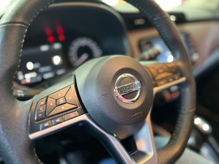 nissan kicks 1.6 16v flexstart exclusive xtronic flex 4p automatico 2022