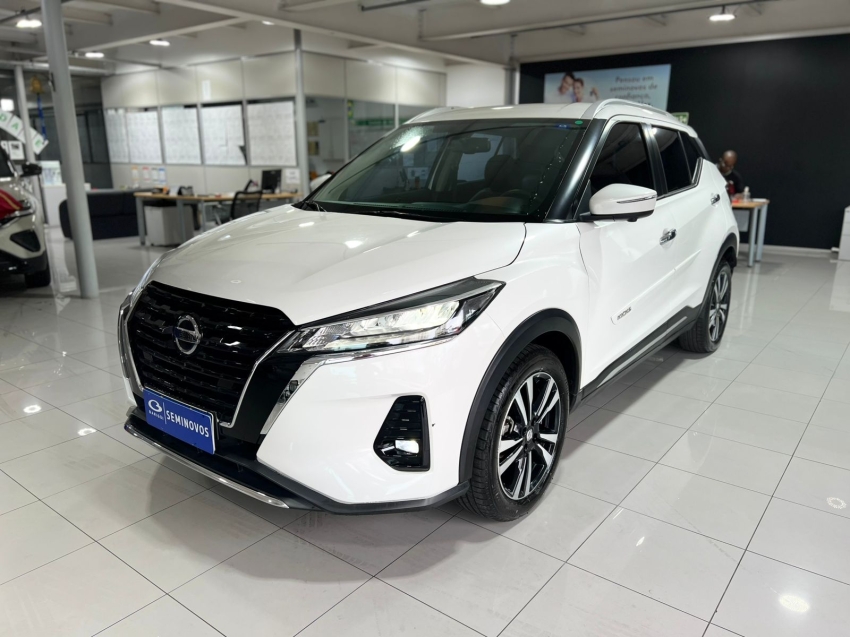 nissan kicks 1.6 16v flexstart exclusive xtronic flex 4p automatico 2022