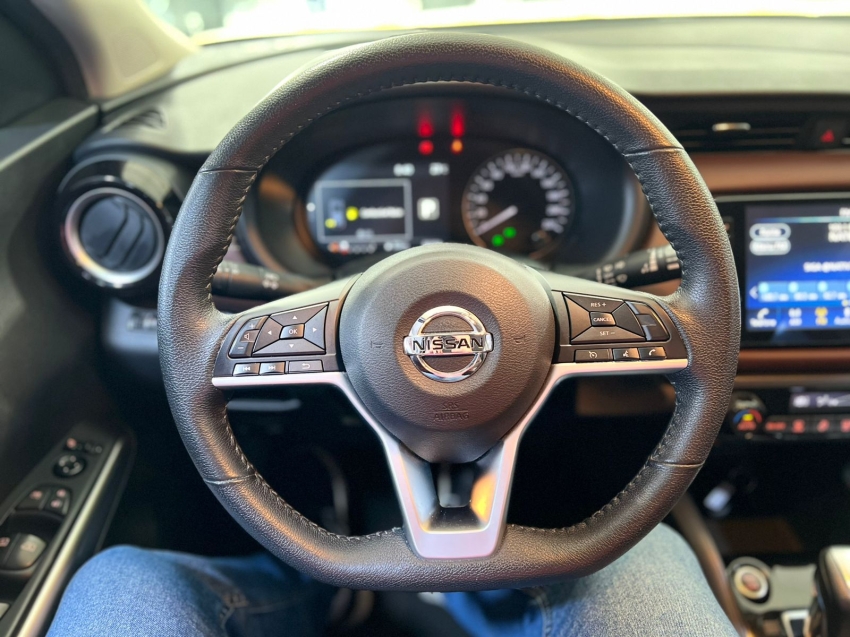 nissan kicks 1.6 16v flexstart exclusive xtronic flex 4p automatico 2022