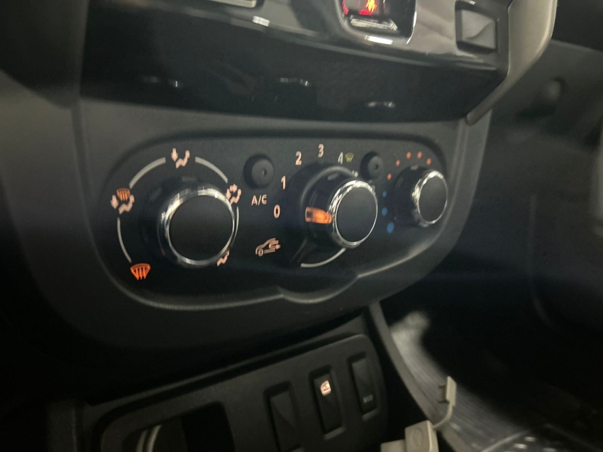 renault duster 1.6 16v sce flex authentique x-tronic 4p automatico 202014 renault duster 1.6 16v sce flex authentique x-tronic 4p automatico 202014