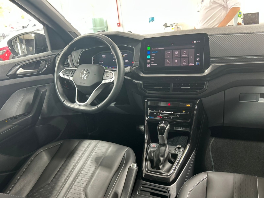 volkswagen t-cross 1.0 200 tsi total flex comfortline automatico 4p 20256