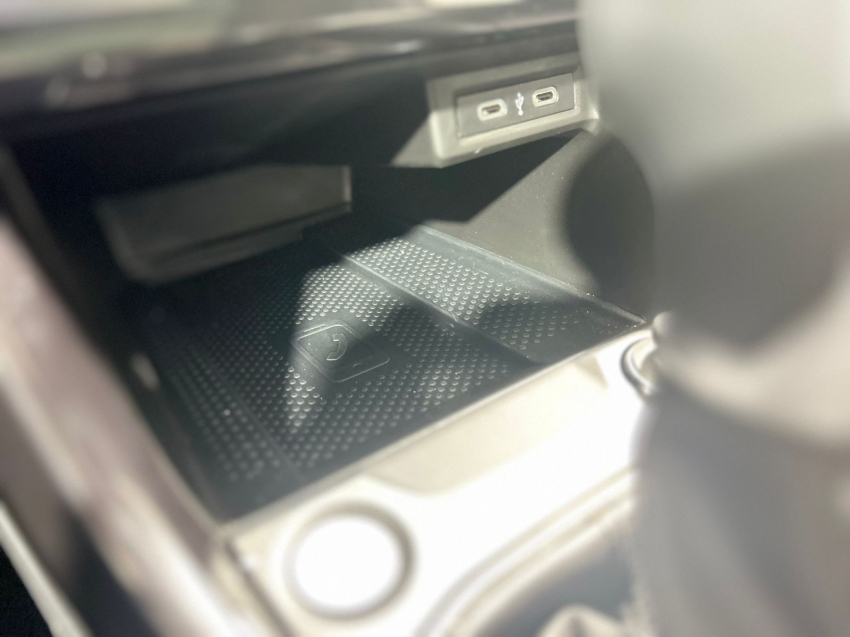 volkswagen t-cross 1.0 200 tsi total flex comfortline automatico 4p 202511