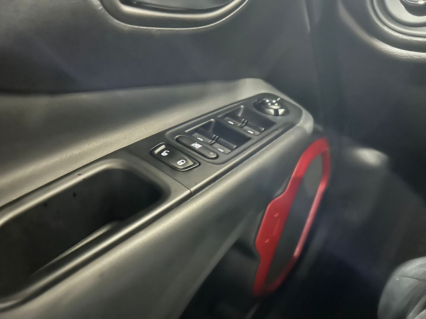 jeep renegade 1.3 t270 turbo flex trailhawk 4x4 at9 4p automatico 20223