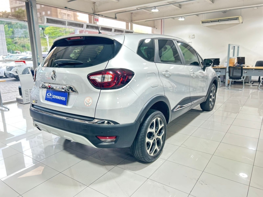 renault captur 1.6 16v sce flex intense x-tronic 4p automatico 202116