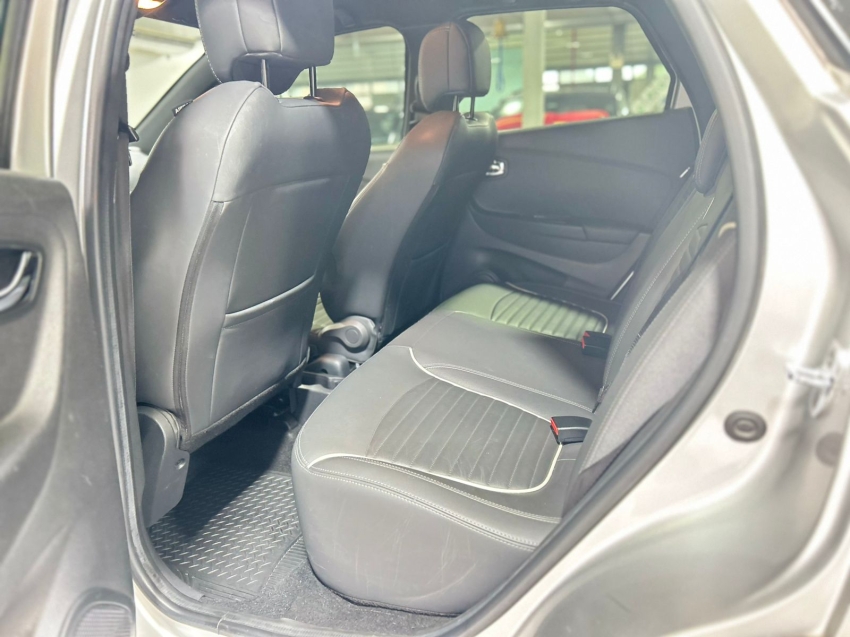 renault captur 1.6 16v sce flex intense x-tronic 4p automatico 202113