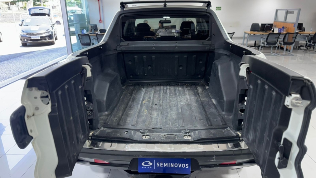 fiat toto endurance 1.8 at6 flex - oportunidade vox barigui9