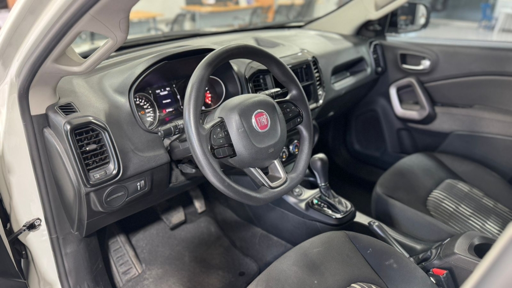 fiat toto endurance 1.8 at6 flex - oportunidade vox barigui6