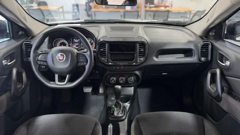 fiat toto endurance 1.8 at6 flex - oportunidade vox barigui8