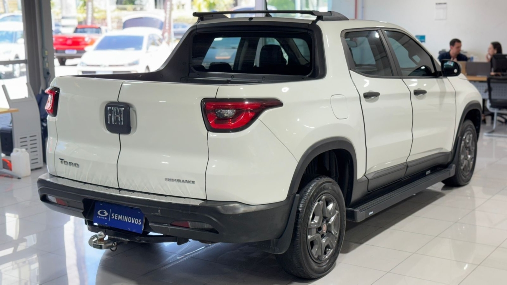 fiat toto endurance 1.8 at6 flex - oportunidade vox barigui11