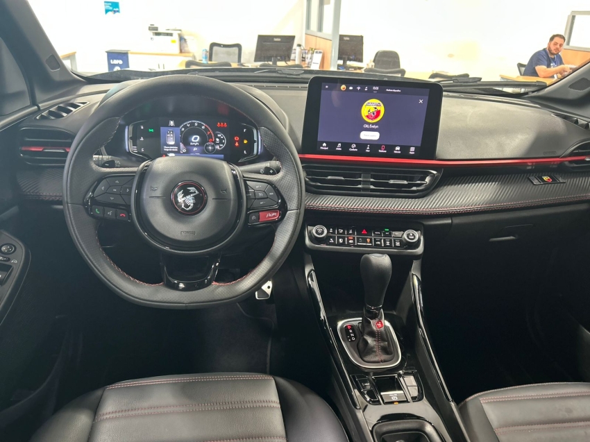 fiat fastback 1.3 turbo 270 flex abarth at6 4p automatico 20256