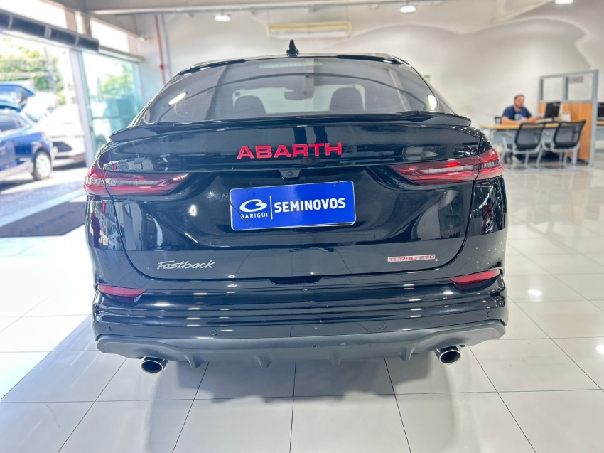 fiat fastback 1.3 turbo 270 flex abarth at6 4p automatico 202519