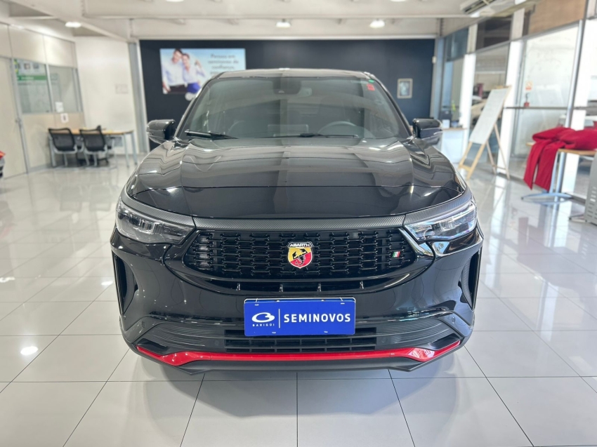 fiat fastback 1.3 turbo 270 flex abarth at6 4p automatico 20251