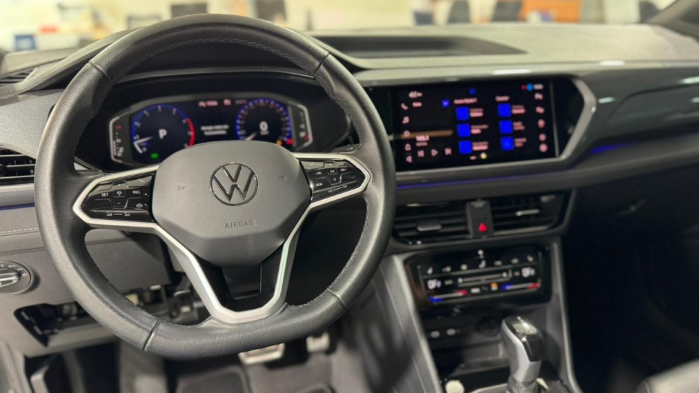 volkswagen taos 1.4 250 tsi total flex highline automatico 4p 202417