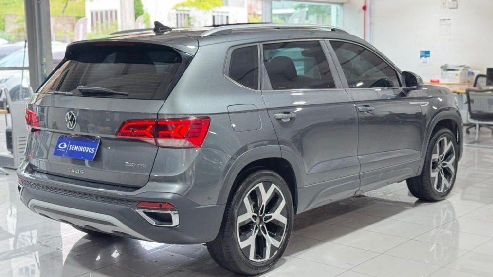 volkswagen taos 1.4 250 tsi total flex highline automatico 4p 202419