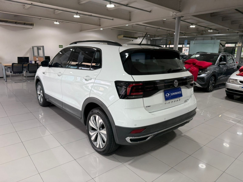 volkswagen t-cross 1.0 200 tsi total flex comfortline automatico 4p 202017